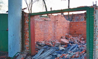 Демонтаж гаражей в Котласе, цена от 1761 руб. – услуги под ключ от 2Землекопа-Ктл