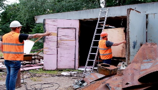Демонтаж гаражей в Котласе, цена от 1761 руб. – услуги под ключ от 2Землекопа-Ктл