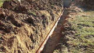 Копка траншей для водопровода в Котласе: цена за метр от 932 руб.